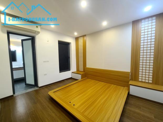 Bán nhà Đội Cấn gần phố 32m, 5 tầng, mặt tiền 4,5m giá chào 7 tỷ - 2