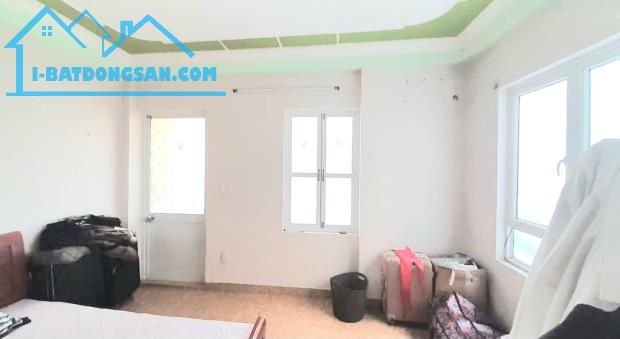 Hùng Duệ Vương, Thượng Lý, Hồng Bàng, Hải Phòng. 3 tầng, 40m2, 4,1 tỷ. Ngang 7m, t1 - 3