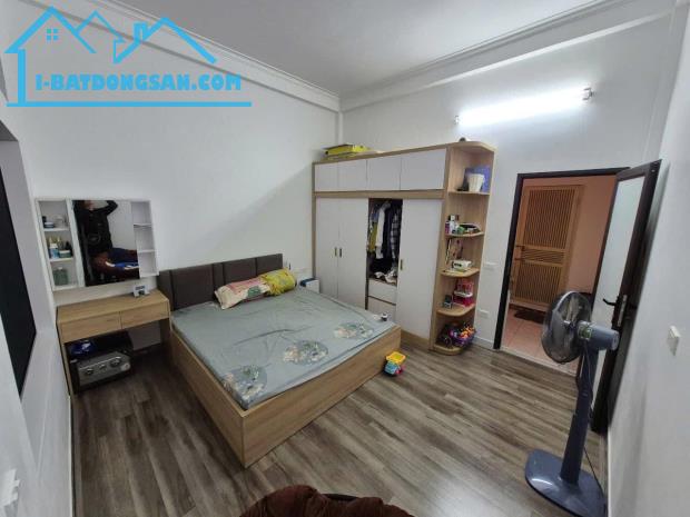 Bán nhà phố Kim Ngưu, Hai Bà Trưng 35m, 4 tầng, Giá: 6.98 tỷ. LH: 0937.158.386 - 3