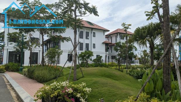 Chỉ hơn 1 tỷ mua được căn Towhouse, chỉ 5,2 tỷ mua được căn BT 175m2, CK 16.5%, vay 0%/2 - 4