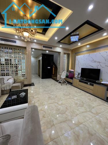 Cần bán biệt thự Gamuda – lô Góc-View Công Viên-full nội thất siêu đẹp - DT 240m2 - 2