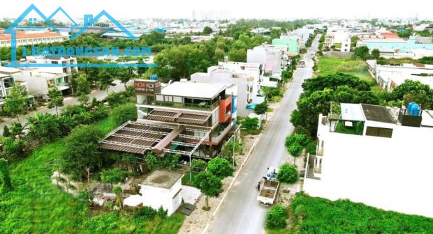 Cần bán đất gấp cho bà chị sang định cư nước ngoài, DT 76m2 Gần Aeon mall Bình tân,FullThổ - 2