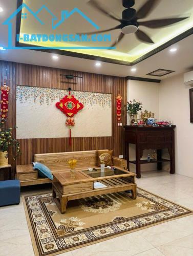 Bán nhà đẹp Phố Đặng Tiến Đông- Đống Đa- 38m2x5t- gần phố- gần ô tô- nhà dân xây.
