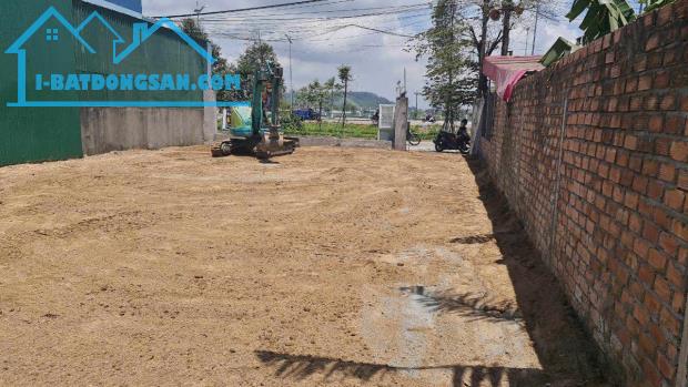 bán Đất mặt tiền đường trần anh tông, sát đường trường sa, TP quảng ngãi. Diện tích 10*20 - 1