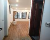 BÁN NHÀ PHỐ THUỴ KHUÊ, DIỆN TÍCH 32/35m² x 5 TẦNG, MẶT TIỀN 4M, GẦN HỒ TÂY.