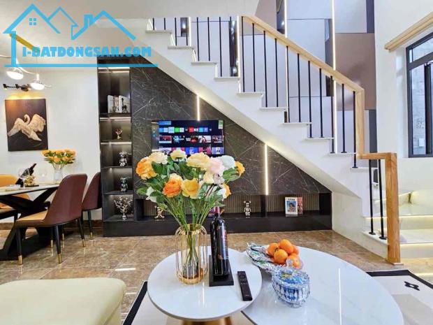 NHỈNH 2 TỶ SỞ HỮU NGAY NHÀ ĐẸP TÔN ĐẢN - 5