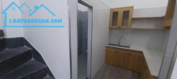 ♣1.7 tỷ Nhà kiệt 471 Nguyễn Tất Thành, 2.5 tầng, dầm trụ thép cứng, tường 20 cứng sạch - 2