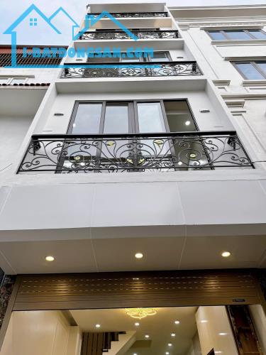 Bán nhà ngõ, Trần Khát Chân 42m–6T thang máy, 3 ngủ rộng, trung tâm, tiện nghi, giá 8,6 tỷ
