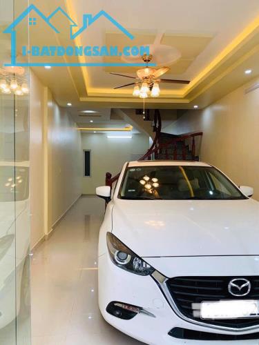 Hàng hiếm, giá sốc. mặt tiền rộng, ô tô VF9 vào nhà, ngõ 95 phố Vũ Xuân Thiều, kinh doanh