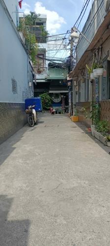 SÁT VÁCH KHU TÁI ĐỊNH CƯ 38HA NHÀ HẺM XE HƠI PHAN VĂN HỚN DT 53M2 MỚI Ở NGAY. CHỈ HƠN 3 TỶ