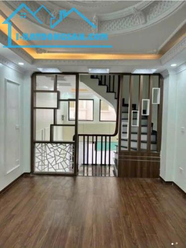 Bán nhà Ngọc Hồi, Thanh Trì diện tích 40m2, 4 tầng, Ô tô MỚI ĐẸP - 2
