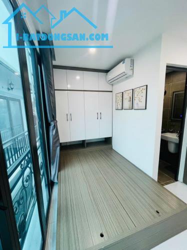 Bán Toà CCMN Vĩnh Phúc-57m2x6T- 13 Phòng,Thang Máy! Giá 13.5 Tỷ