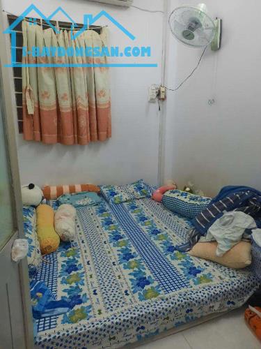 NHÀ 1 LẦU 2PN - 18m2 - NHỈNH 1 TỶ-  SỔ HỒNG RIÊNG - HUỲNHTẤN PHÁT Q7 - 3