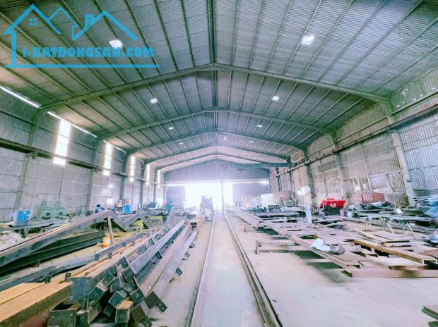 Bán xả lỗ giá chỉ 16 tỷ. Xưởng ngang 60m dt hơn 3500m full skc thuộc Hố Nai 3. Trảng Bom.