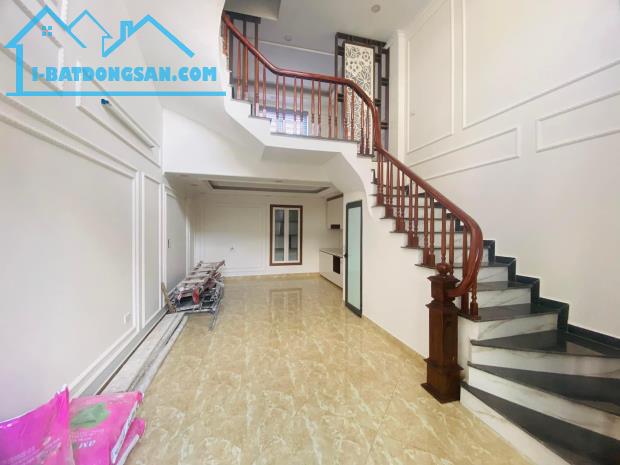 5 tỷ tận 38m ôtô đỗ cửa gần bể bơi Kiến Hưng công viên 365 Hà đông  Nhiều Tiện ích - 3