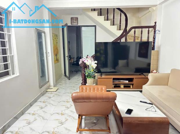 bán nhà Thanh Xuân 49m Nguyễn Trãi CCMN lo góc, dòng tiền nở hậu - 1