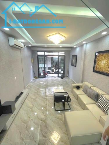 Bán Nhà Đẹp Vào Ở Ngay ,Hẻm Thông Đường Lê Văn Lương ,Quận 7 ,Nhĩnh 7 Tỷ.