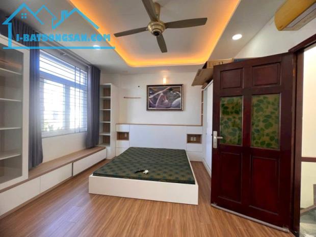 Bán Nhà 3 Tầng Mới Đẹp Hẻm Xe Hơi 56m2_5.3*10.5 Gần Vincom Lê Văn Việt  Chỉ 6.3 tỷ Hiếm Có - 1