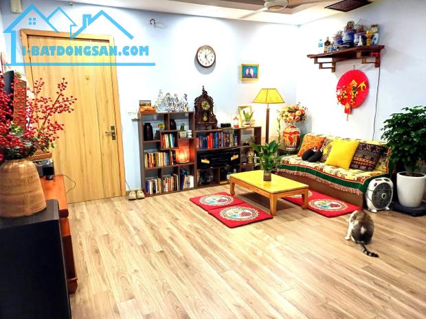 Chính chủ gửi bán căn hộ 70m, full nội thất đồng bộ tại tòa HH02-1B KDT Thanh Hà Cienco 5