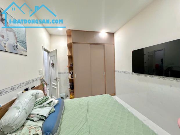 NHÀ ĐẸP CHỢ PHƯỚC LONG B, THỦ ĐỨC, 4 TẦNG, NGANG 6M, 48M2, NHỈNH 5 TỶ.