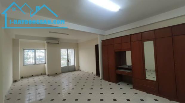 BÁN NHÀ PHỐ MẶT TIỀN, DT 100m VUÔNG - 5x20m, ĐỐI DIỆN BẾN XE NGÃ TƯ GA - 1