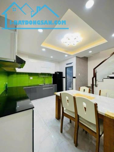 Bán Nhà Quang Trung P8 - Ngang 8,5m - 5 Tầng 3PN - Chỉ 5 Tỷ Hơn - 2