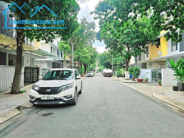 Biệt thự mini -4 tầng -ngang 7m-132m2 -trung tâm Quận 2- Giá chỉ 7 tỷ