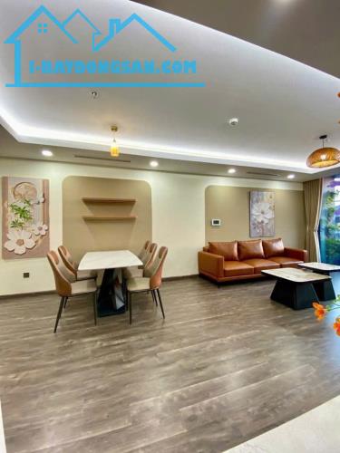 Bán gấp căn hộ chung cư Resco cổ nhuế  đường Phạm Văn Đồng – 3PN giá chỉ từ 4,6 tỷ ( DT 78