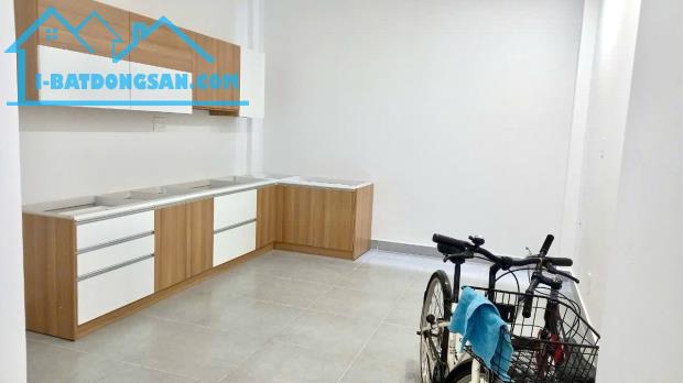 Nhà mặt tiền Bàu Cát 3, 5 Tầng, 55m2, 6PN + Thang Máy.Sổ vuông.Hoàn công đầy đủ - 3