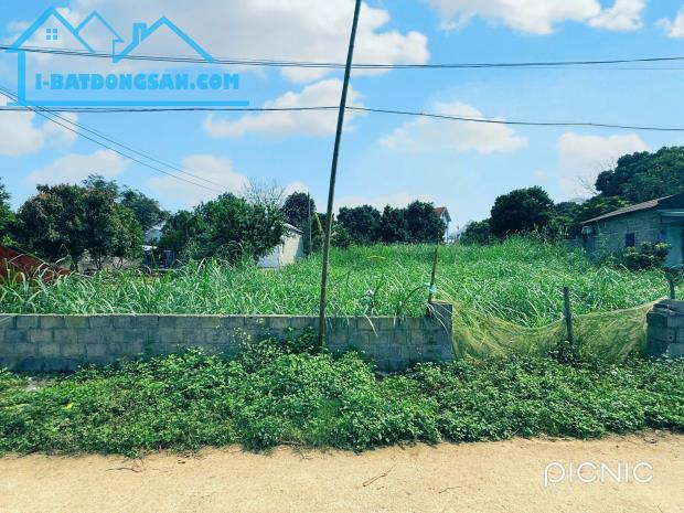 Bán 700M_400M thổ cư bám đường BT 2oto tránh_gần QL21A khu nghỉ dưỡng_Lạc Thuỷ Hoà Bình - 1