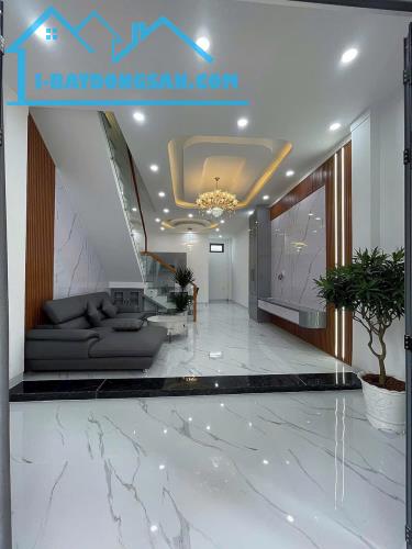 Bán Nhà 1 Trệt 2 Lầu, sát Trường Tiểu Học Quang Vinh, cách đường Huỳnh Văn Luỹ 1 sẹc 40M - 1