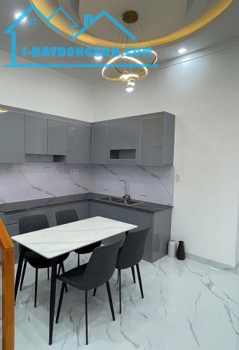 Bán Nhà 1 Trệt 2 Lầu, sát Trường Tiểu Học Quang Vinh, cách đường Huỳnh Văn Luỹ 1 sẹc 40M - 5