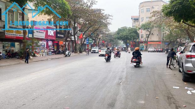 SIÊU HIẾM, MẶT PHỐ NGUYỄN VĂN CỪ 60M, 4T, MT4M, DÒNG TIỀN TỐT, GIÁ RẺ NHẤT KHU VỰC. - 1