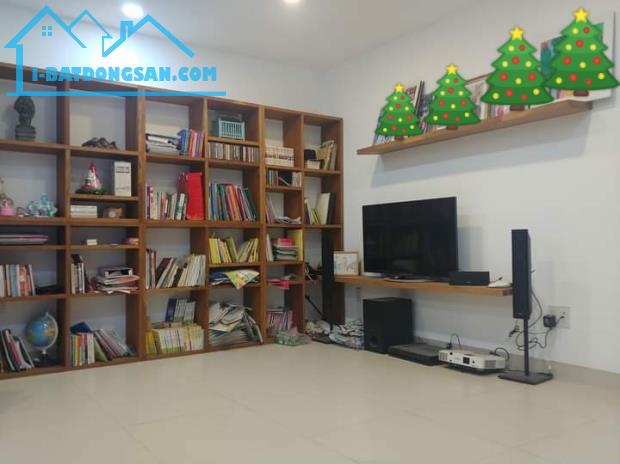 NHÀ SÁT MẶT TIỀN TÂN SƠN NHÌ - TRƯỜNG CHINH, TÂN PHÚ, 103m2, ngang 10.3, Chỉ 9.5 tỷ