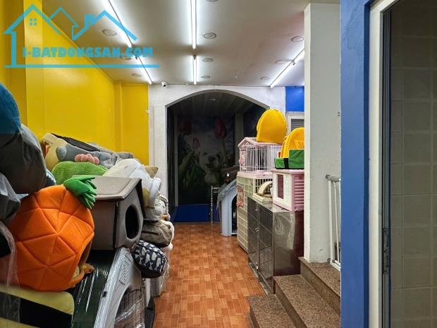 Bỏ là tiếc! Mặt phố Kim Mã, Dòng tiền đỉnh, KD sầm uất, 6 tầng. DT 50m2. MT 4.6m. 20.5 tỷ. - 2