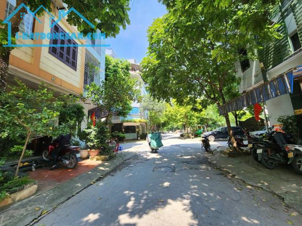 PHÂN LÔ Ô TÔ TRÁNH DỪNG ĐỖ - KINH DOANH - VỈA HÈ RỘNG - THÔNG CÁC NGẢ - DV LA KHÊ