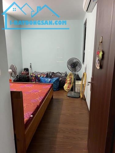 Cho thuê căn hộ HaNoi Homeland 69m2 2pn2wc giá 8tr5 - 4