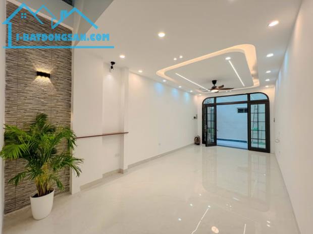 NHÀ 46M2*4T TRƯƠNG ĐỊNH, NGÕ BA GÁC TRÁNH, MỚI ĐẸP