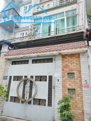 Bán nhà Quận 6 hẻm xe tải 140m2 ngang 4.5m nở hậu tài lộc, có dòng tiền, chỉ 12.xx tỷ TL