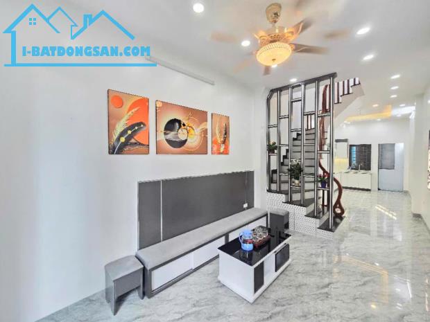 BÁN NHÀ MỚI XÂY 4 TẦNG - LIÊN NINH, THANH TRÌ - 62M² - GIÁ 5.2 TỶ - 2