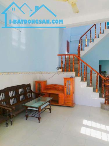 Ngân Hàng thanh lý phát mãi nhà 1 trệt 1 lầu 79m2  gần KCN phong phú Bình Chánh - 2