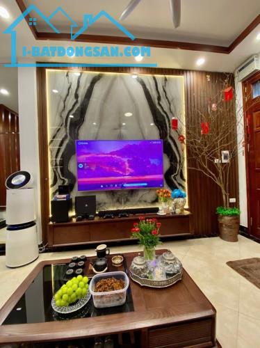 Bán Nhà Tư Đình Long Biên Hà Nội Nhà Đẹp Giá Tốt Mới Hoàn Thiện - 1