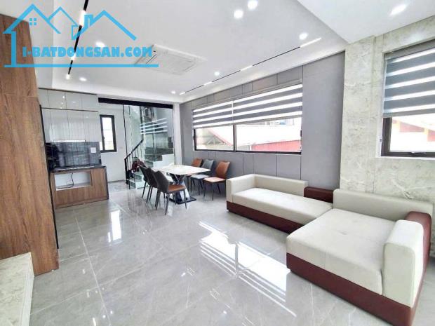🏡 Nguyễn Sơn - Long Biên - 38m2 - 9,3 tỷ - Ô tô - Thang máy - Phân lô - 2