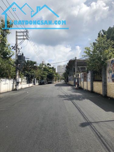 BÁN GẤP 7200M2 ĐẤT Ở THỔ CƯ VỊ TRÍ VÀNG BƯNG ÔNG THOÀN - QUẬN 9 - GIÁ CHỈ 21 TỶ - SỔ ĐỎ - 1