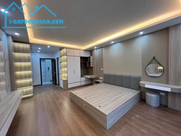 BÁN NHÀ PHỐ VŨ TÔNG PHAN, MỚI ĐẸP, GẦN PHỐ, THANG MÁY, 42M2, 6 TẦNG, GIÁ 11.3 TỶ. - 1