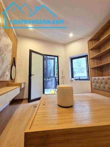 💥 Bán Nhà Lô Góc Văn Hương, 3 Tầng 1 Tum – Chỉ 3.7 Tỷ💥