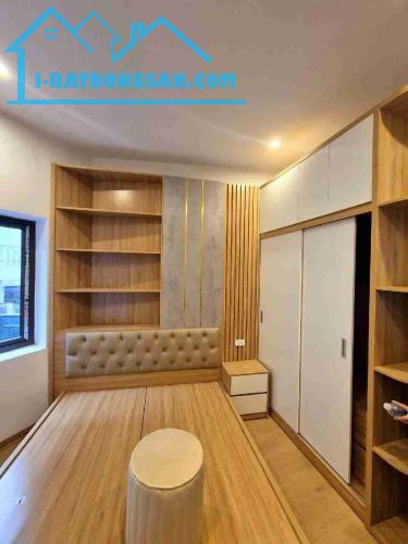 💥 Bán Nhà Lô Góc Văn Hương, 3 Tầng 1 Tum – Chỉ 3.7 Tỷ💥 - 2