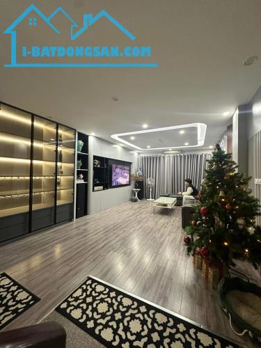 Phân lô Nguyễn Sơn, Long Biên, 40m2, 6 tầng thang máy, MT4.2m, ô tô, ngõ thông, giá 9.6 tỷ - 2