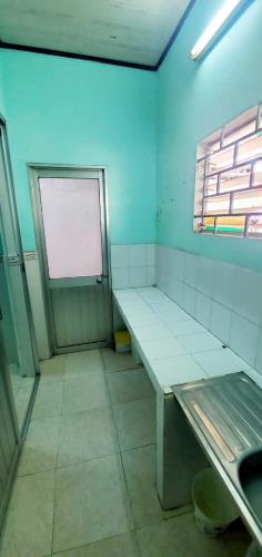 cho thuê nhà hẻm nguyễn văn cừ gần cầu cồn khương 2pn giá 3.5tr - 3