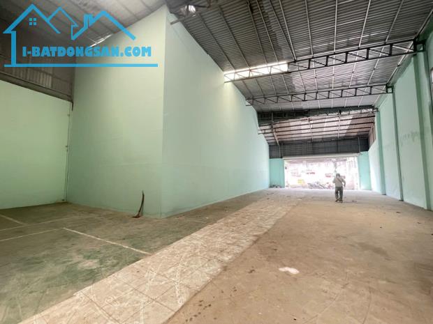 Bom Tấn nhà xưởng ngay chợ Bình Thành hẻm 1 trục xe tải 342m2,2Tầng Nhỉnh 11 tỷ